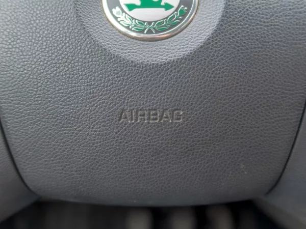Škoda Fabia 1.4TDI 55KW – 2x KOLA - foto 24