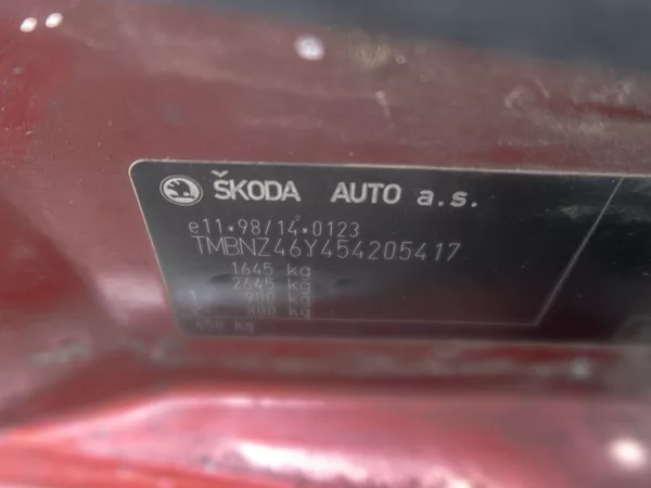 Škoda Fabia 1.4TDI 55KW – 2x KOLA - foto 31