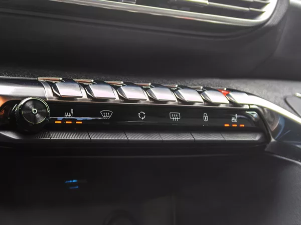 Peugeot 3008 ČR 1.6HDI 88KW – NAVIGACE - foto 34