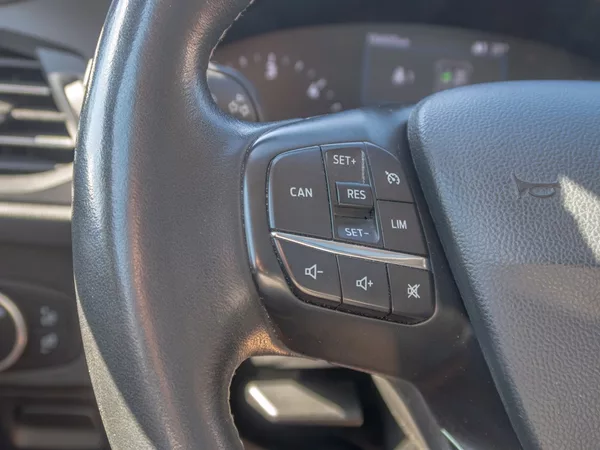 Ford Focus ČR 2.0TDCI 110KW – VÝBAVA! - foto 21