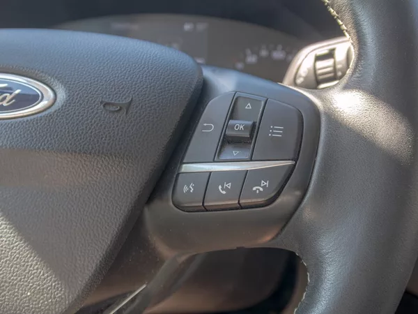 Ford Focus ČR 2.0TDCI 110KW – VÝBAVA! - foto 22