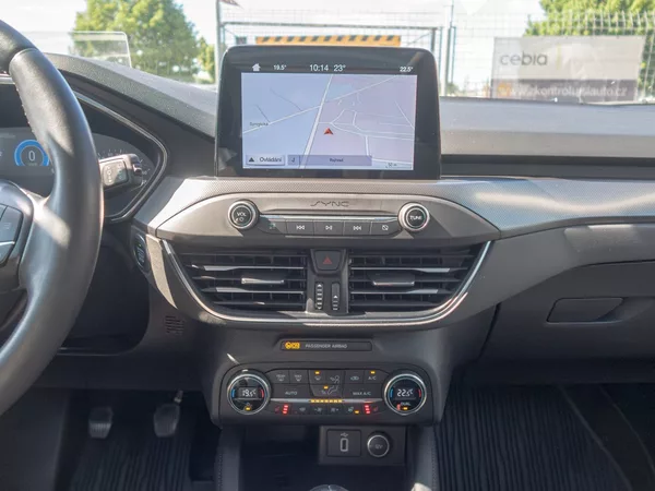 Ford Focus ČR 2.0TDCI 110KW – VÝBAVA! - foto 26