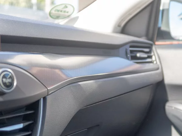 Ford Focus ČR 2.0TDCI 110KW – VÝBAVA! - foto 36