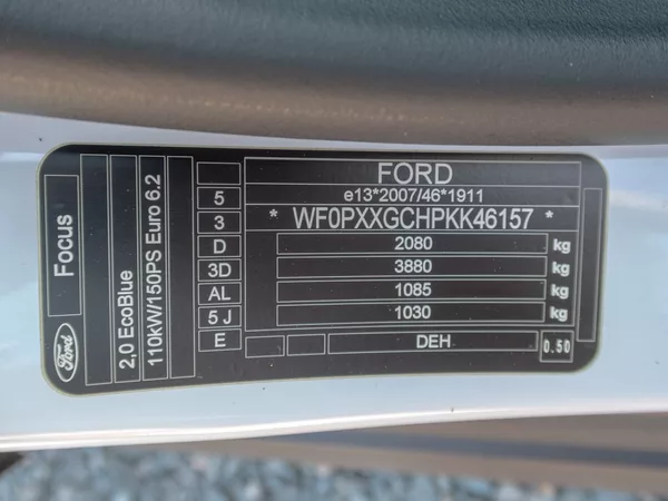Ford Focus ČR 2.0TDCI 110KW – VÝBAVA! - foto 52