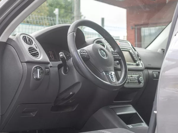 Volkswagen Tiguan ČR 2.0TDI 125KW 4x4 - SERVIS - foto 12