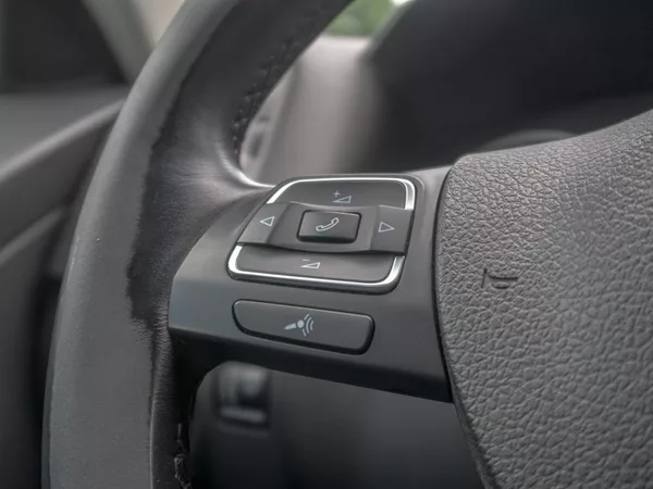 Volkswagen Tiguan ČR 2.0TDI 125KW 4x4 - SERVIS - foto 16