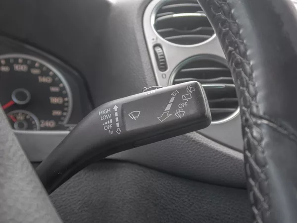 Volkswagen Tiguan ČR 2.0TDI 125KW 4x4 - SERVIS - foto 19