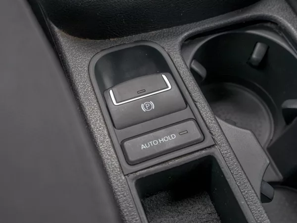 Volkswagen Tiguan ČR 2.0TDI 125KW 4x4 - SERVIS - foto 27