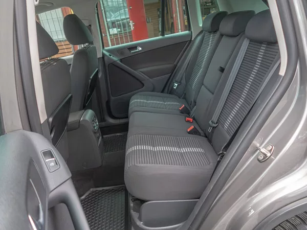 Volkswagen Tiguan ČR 2.0TDI 125KW 4x4 - SERVIS - foto 39
