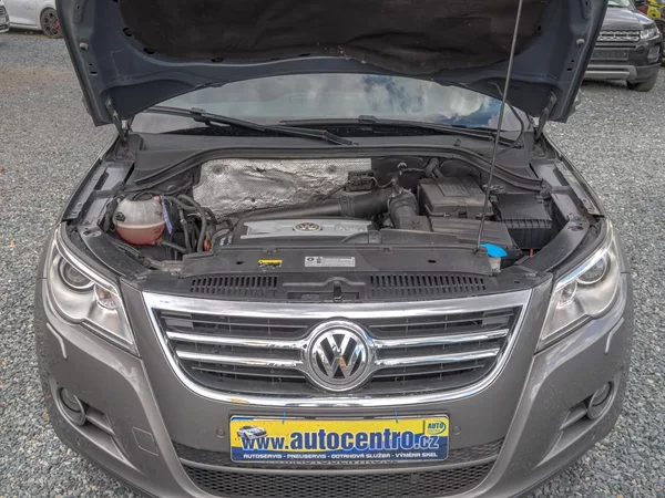Volkswagen Tiguan ČR 2.0TDI 125KW 4x4 - SERVIS - foto 43