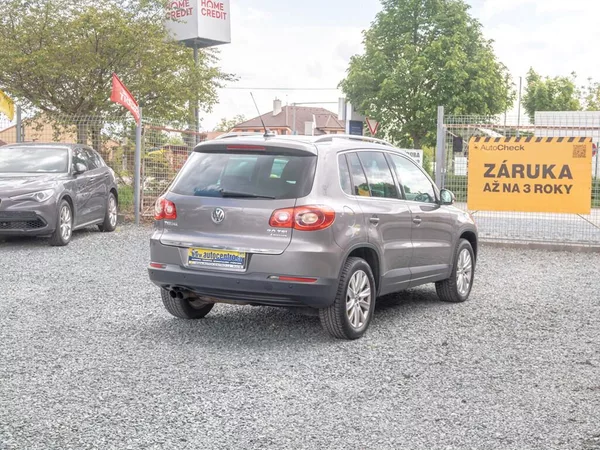 Volkswagen Tiguan ČR 2.0TDI 125KW 4x4 - SERVIS - foto 5