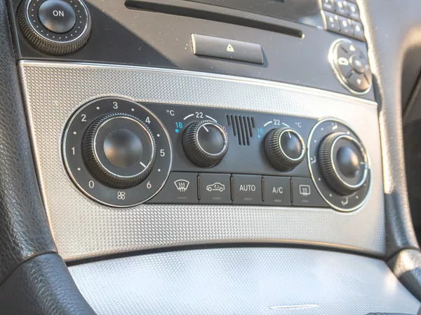 Mercedes-Benz CLK 320CDI 165KW mat – FAKTURY - foto 22