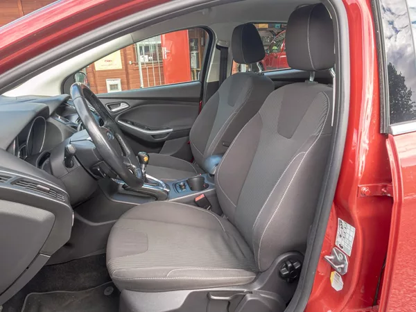 Ford Focus 1.6i 16V 110KW – VÝBAVA! - foto 14
