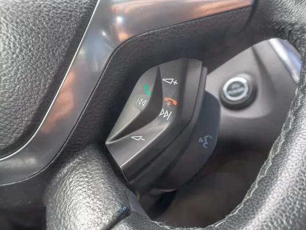 Ford Focus 1.6i 16V 110KW – VÝBAVA! - foto 16