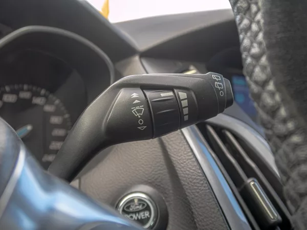Ford Focus 1.6i 16V 110KW – VÝBAVA! - foto 20