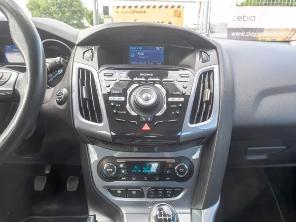 Ford Focus 1.6i 16V 110KW – VÝBAVA! - foto 22