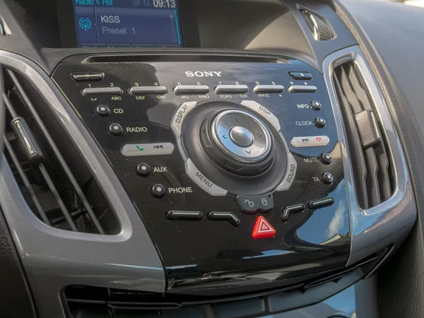 Ford Focus 1.6i 16V 110KW – VÝBAVA! - foto 24