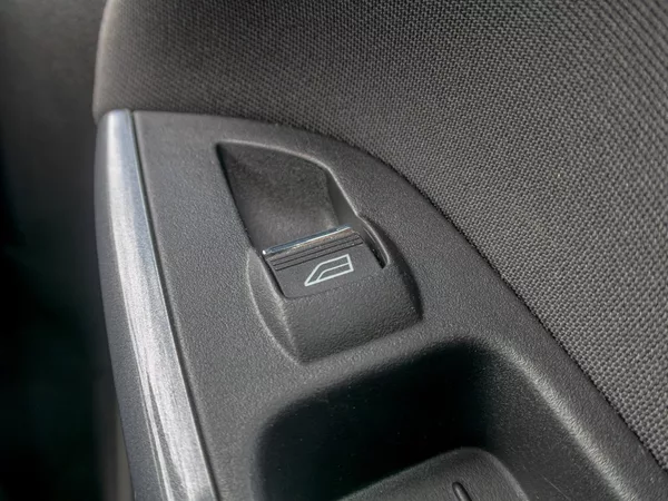 Ford Focus 1.6i 16V 110KW – VÝBAVA! - foto 32