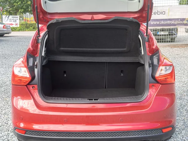 Ford Focus 1.6i 16V 110KW – VÝBAVA! - foto 40