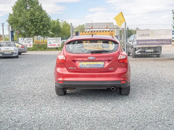 Ford Focus 1.6i 16V 110KW – VÝBAVA! - foto 6