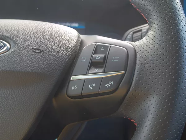 Ford Focus ČR 1.0T 114KW mat – LED - foto 20