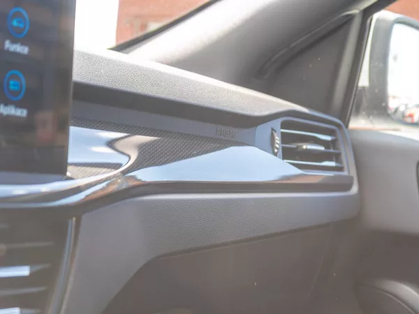 Ford Focus ČR 1.0T 114KW mat – LED - foto 34