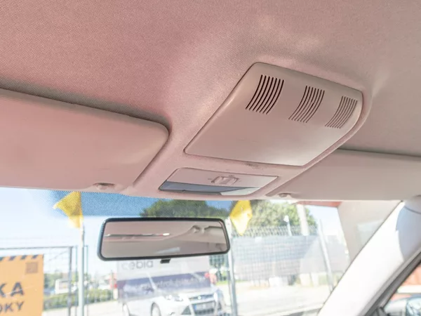 Škoda Fabia 1.2HTP 44KW – ESP - foto 18