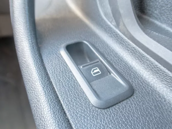 Škoda Fabia 1.2HTP 44KW – ESP - foto 20