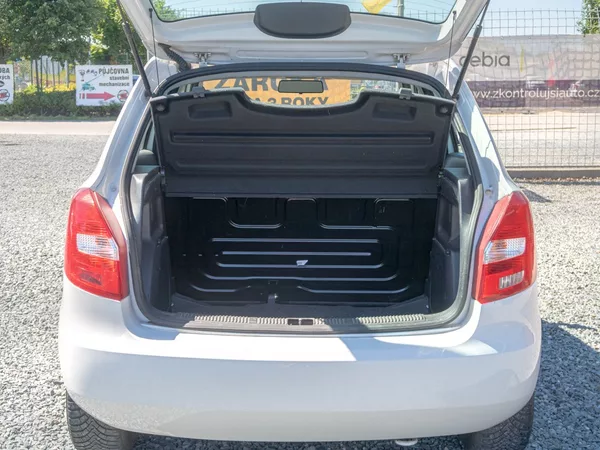 Škoda Fabia 1.2HTP 44KW – ESP - foto 26