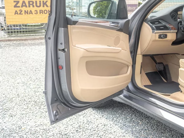BMW X5 3.0D 173KW 7sed – PO SERVISU - foto 14