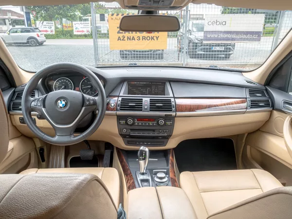 BMW X5 3.0D 173KW 7sed – PO SERVISU - foto 16