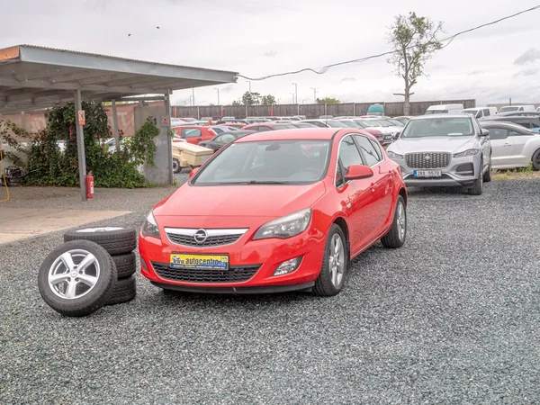Opel Astra 1.7D 81KW – 2x KOLA