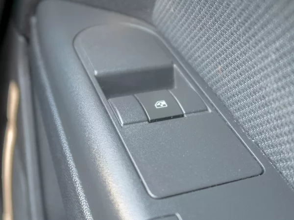 Opel Astra 1.4i 63KW KUPÉ – SERVISKA - foto 24