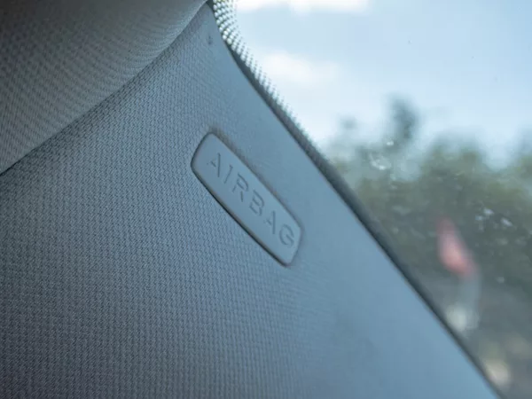 Volkswagen Touran 1.6TDI 77KW DSG NAVI – 7 SEDAD - foto 31