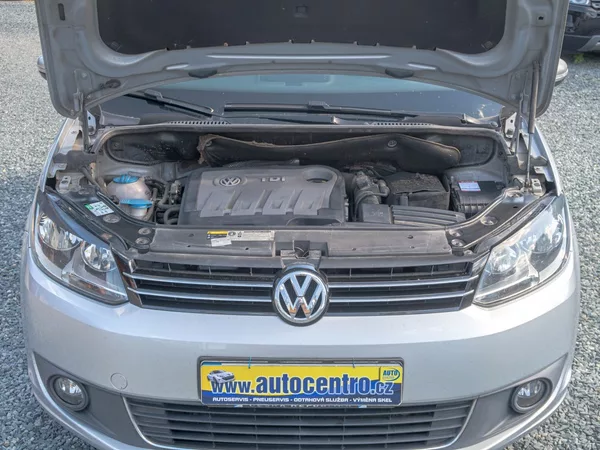 Volkswagen Touran 1.6TDI 77KW DSG NAVI – 7 SEDAD - foto 43