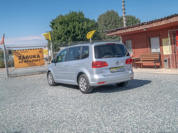 Volkswagen Touran 1.6TDI 77KW DSG NAVI – 7 SEDAD - foto 7