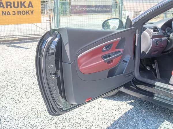 Volkswagen EOS 2.0T 110KW – WINDSHOT - foto 11