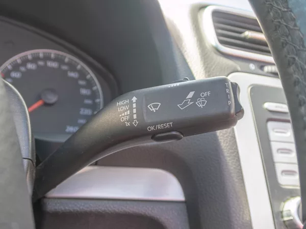 Volkswagen EOS 2.0T 110KW – WINDSHOT - foto 17