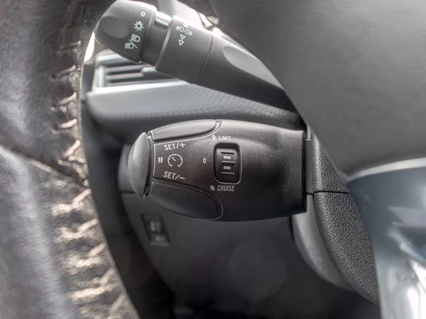 Peugeot 2008 ČR 1.2T 81KW – 88.359KM - foto 19