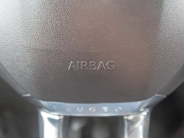 Peugeot 2008 ČR 1.2T 81KW – 88.359KM - foto 30