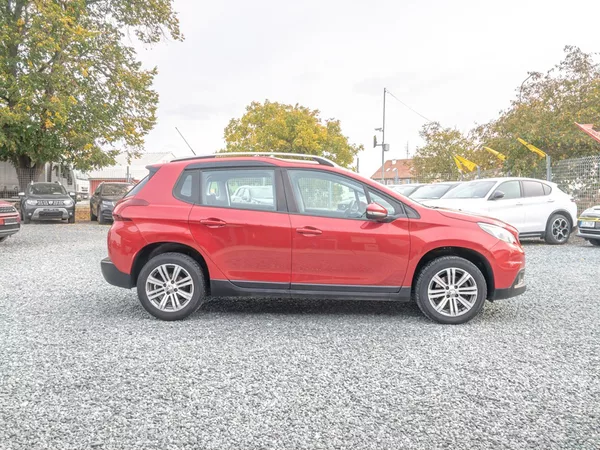 Peugeot 2008 ČR 1.2T 81KW – 88.359KM - foto 4