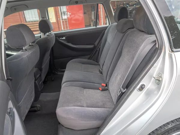 Toyota Corolla ČR 1.6i 16V 81KW – 2x PNEU - foto 28