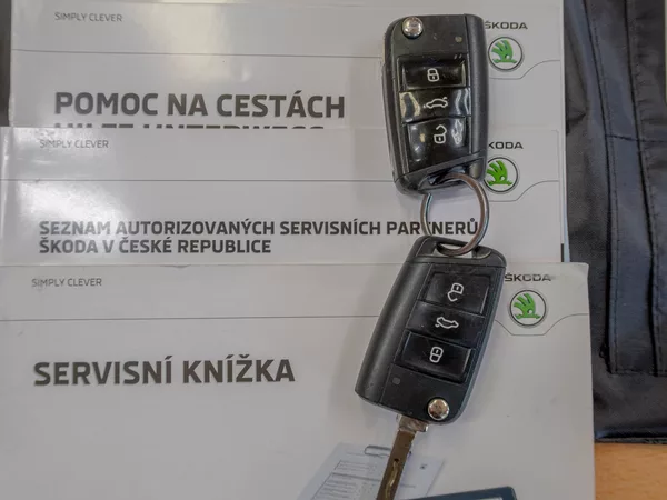 Škoda Fabia ČR 1.2T 81KW MONTE CARLO - foto 50