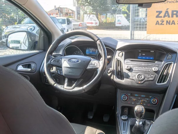 Ford Focus ČR 1.6D 85KW – PO ROZVODECH - foto 12