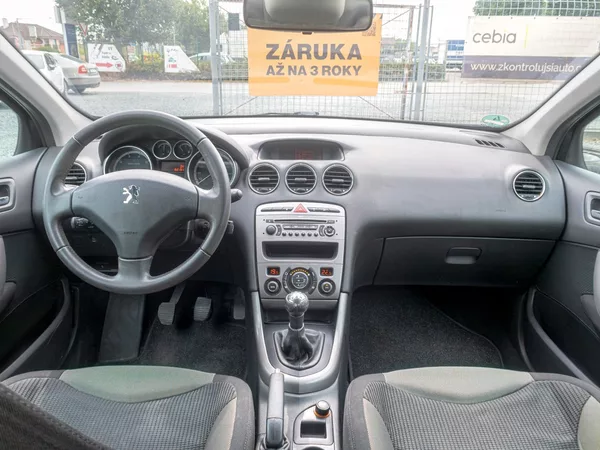 Peugeot 308 1.6i 88KW 3DV – 2x KOLA - foto 12