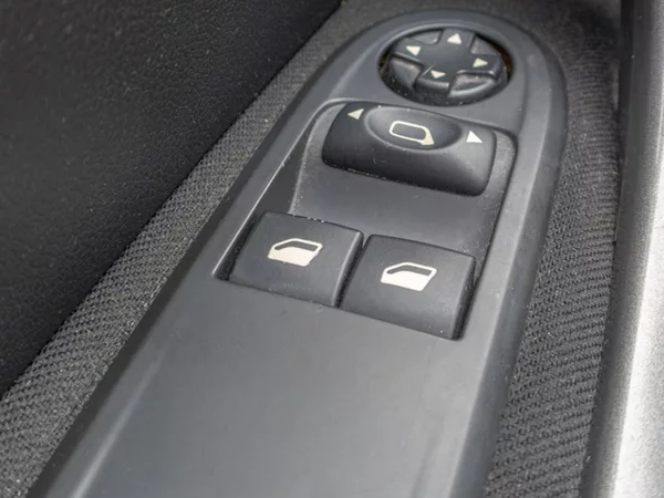 Peugeot 308 1.6i 88KW 3DV – 2x KOLA - foto 22