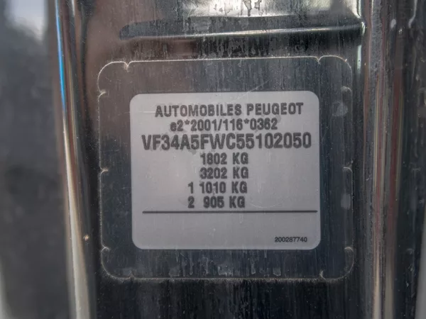 Peugeot 308 1.6i 88KW 3DV – 2x KOLA - foto 34