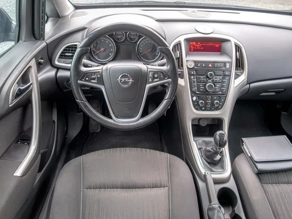 Opel Astra 1.4i 16V 74KW – SERVISKA - foto 9