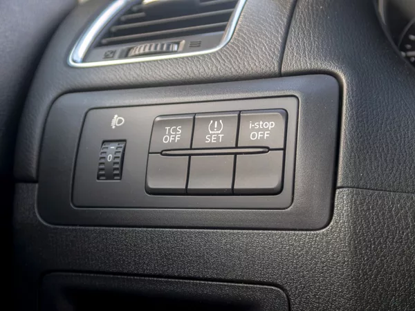 Mazda CX-5 2.2D 110KW MAT - PERLEŤ - foto 28