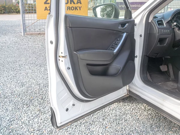 Mazda CX-5 2.2D 110KW MAT - PERLEŤ - foto 9